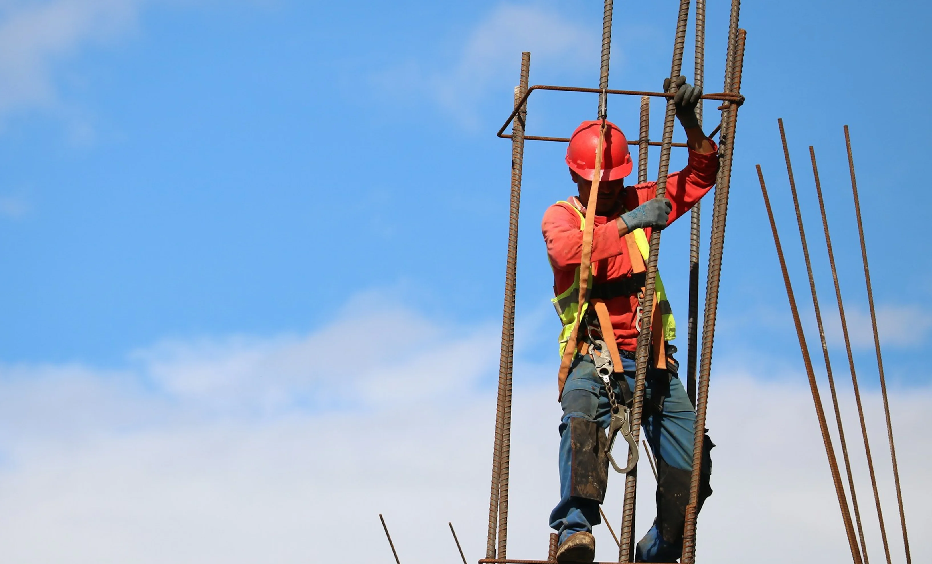 Pekerja APD PT Agrif Artha Indonesia